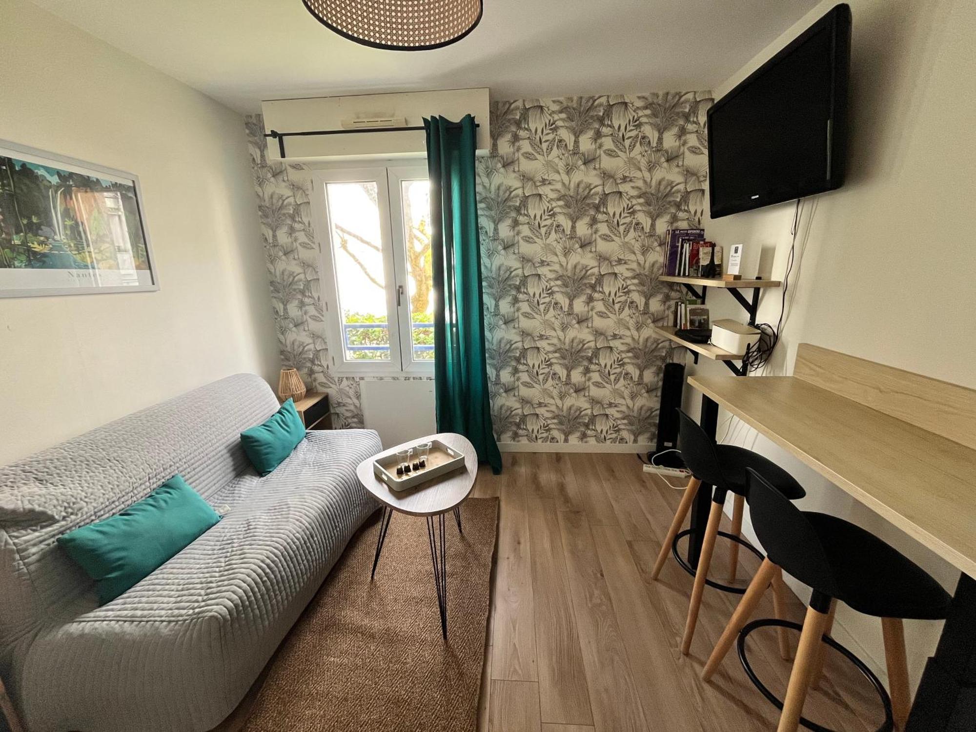 Agreable Studio Calme - Proche Tramway Et Centre Nantes Exterior foto
